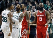 开云体育投注-绿衫军跌入低谷，季后赛希望渺茫