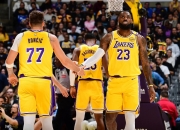 开云体育官网入口-关于鹈鹕大胜湖人，戴维斯表现佳领队取胜的信息