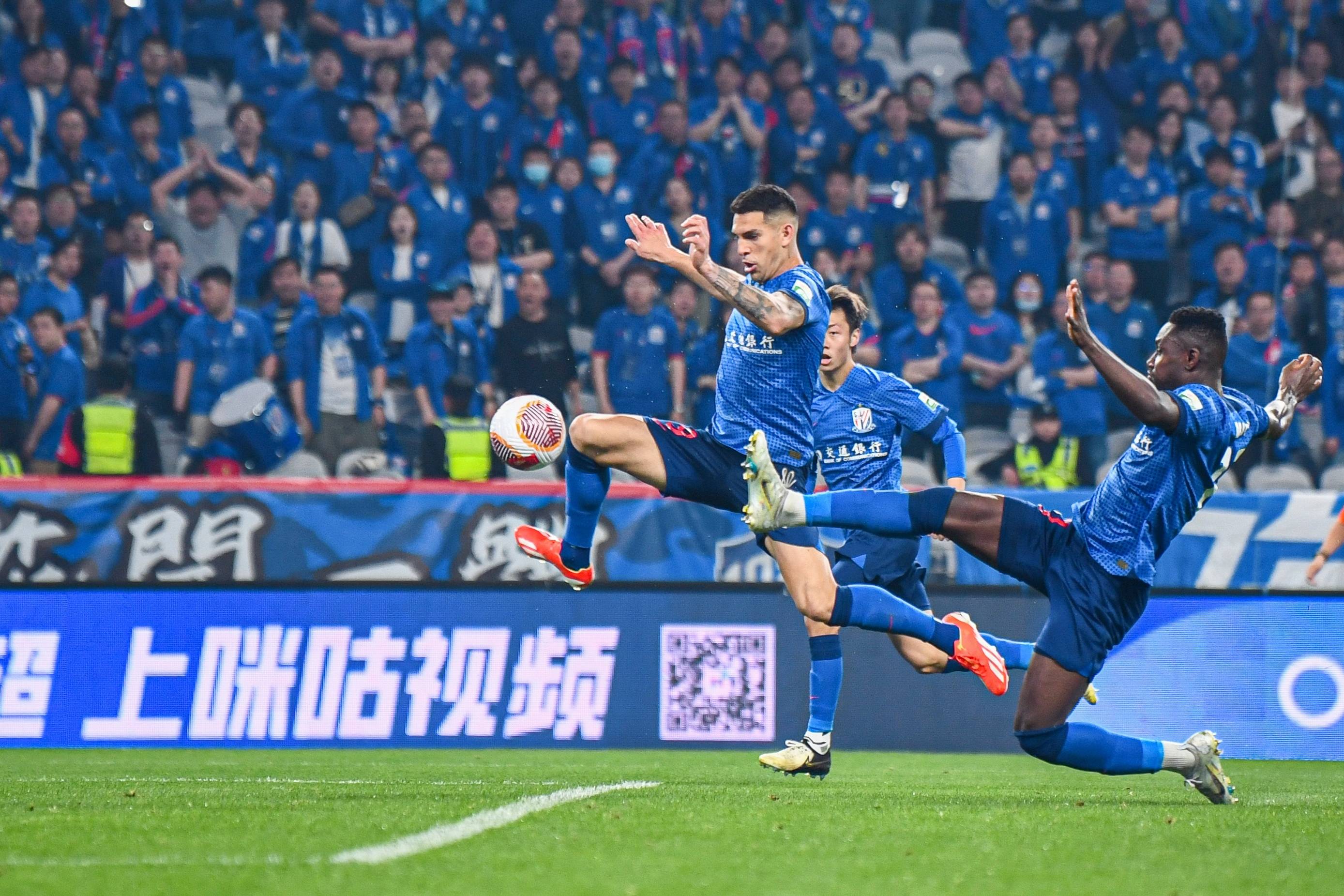 亚冠淘汰赛首轮战火热烈，球队实力比拼斗志昂扬的简单介绍