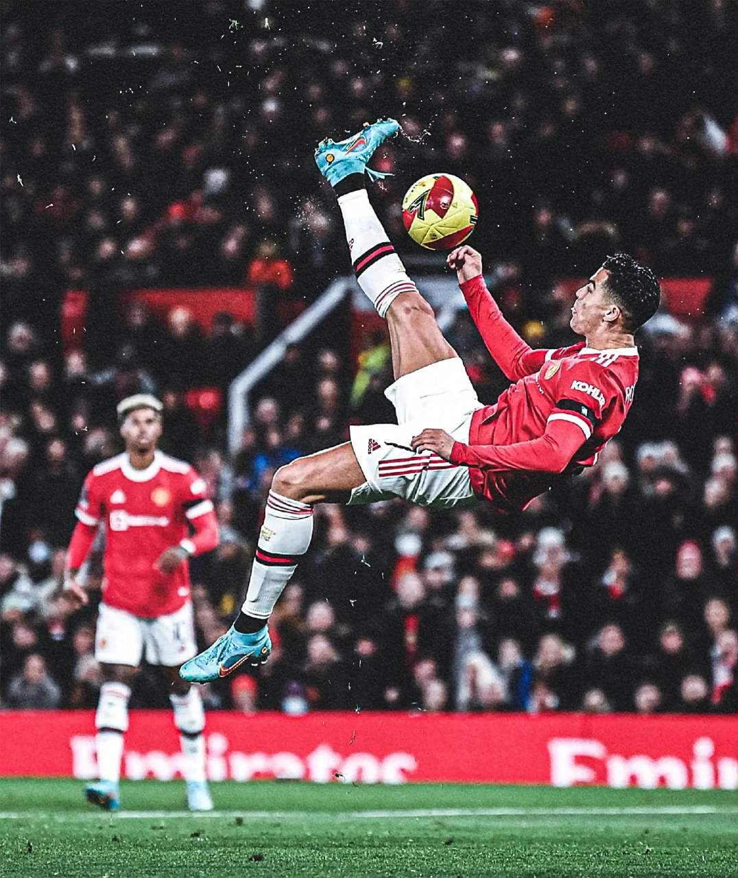 尤文图斯罕见不胜，C罗造错失射门