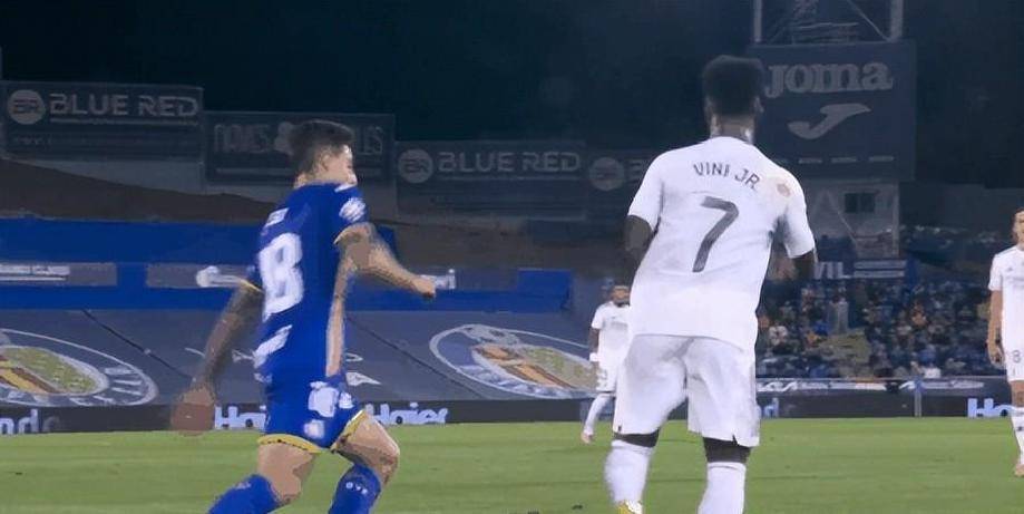 利物浦惊险胜利，皇马失去优势