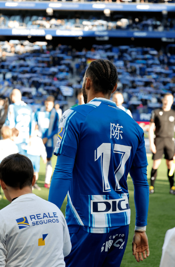 关于爱丁堡球员寻求在下一场比赛中证明自己值得出场的信息